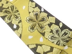 桜に色紙散らし模様織出し袋帯